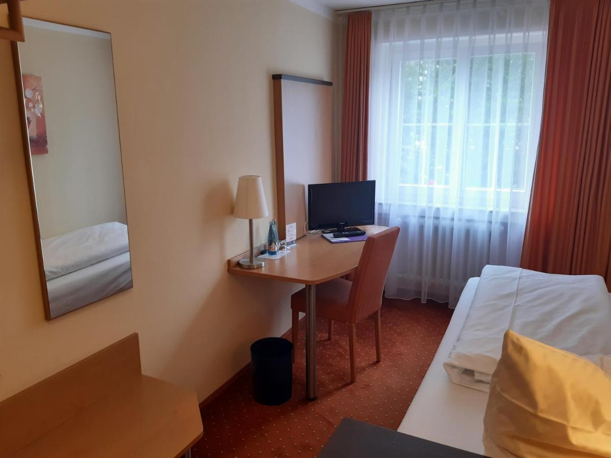 פרוידנשטאדט Hotel Schwanen מראה חיצוני תמונה
