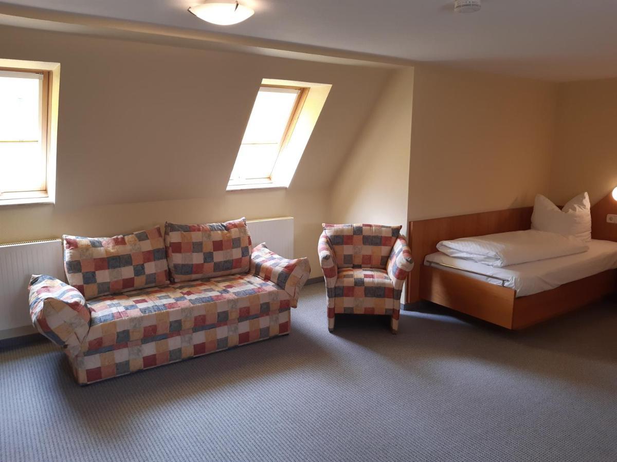 פרוידנשטאדט Hotel Schwanen מראה חיצוני תמונה