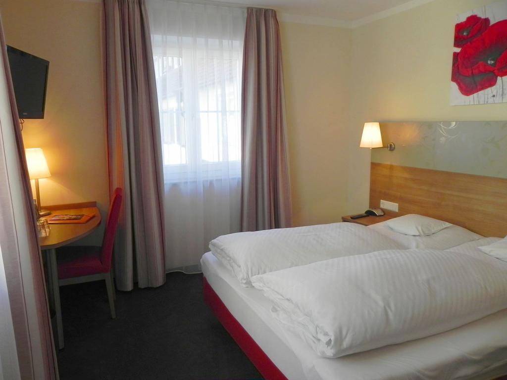 פרוידנשטאדט Hotel Schwanen מראה חיצוני תמונה